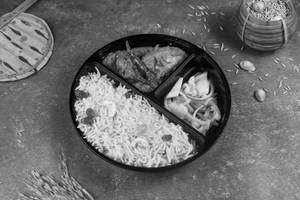 Hurohuri Moshla Murgi Basanti Pulao Combo