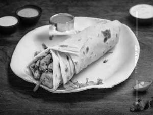 Paneer kathi roll