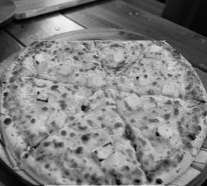 Cheese Paneer Pizza [7 inches] + Cold Drink (Sprite 250 ml )