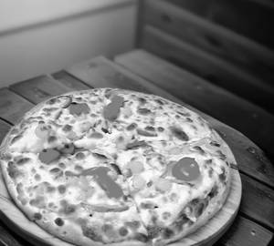Herby Veg Loaded Pizza [7 inches] + Cold Drink (Sprite 250 ml )