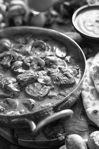 Matar Mushroom Masala