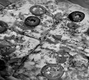 Pizza Di Sicilia (WorldS Thinnest Pizza)