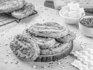 Chilli Cheese Palmiers 200gm