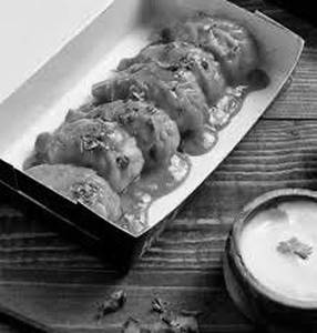 Paneer Makhani Momo (8 Pcs)