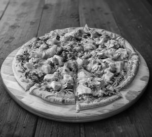 CHICKEN CHEESE CORN PIZZA