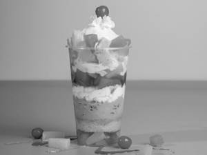 Fruit Mania Ice Cream Sundae - (240 Ml)