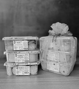 Biscuit Hamper 1
