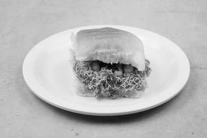 Oil Dabeli