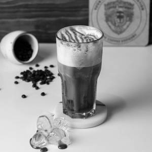 Iced Caramel Macchiato