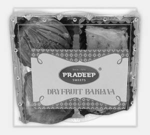 Baklava 4pcs