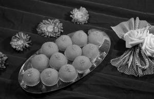 Motichur Laddu