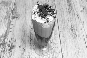 Creamy Cookie Dream Shake