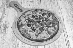 Meat Fiesta Pizza