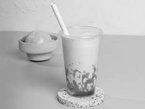 Strawberry Ice Cream Milk Shake - (300 Ml)