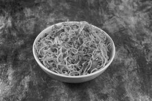 Veg Chilli Garlic Noodles