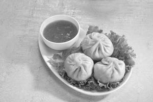 Veg Steamed Momos