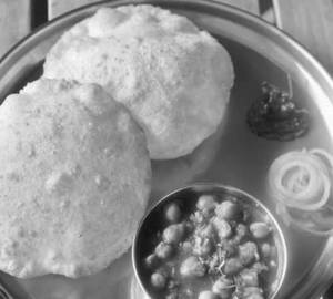 Chole Bhature(4Pc)