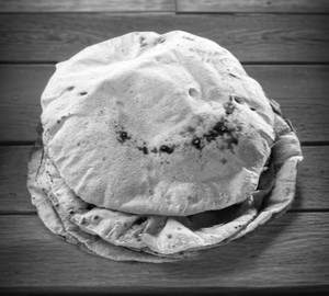 Plain tawa roti