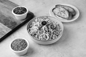 Aglio e Olio Pasta