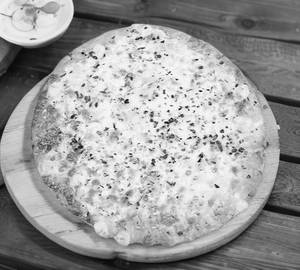 Sweet corn pizza