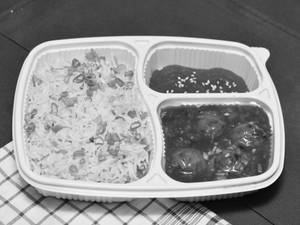 Fried rice with manchurian gravy