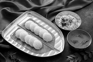 Button Idli