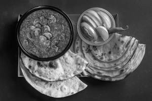 Mushroom Masala + 2 Tandoori Roti + Roasted Papad