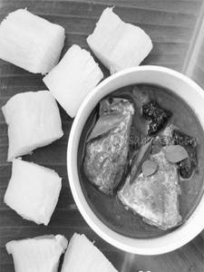 Chend Kappa With Fish Curry