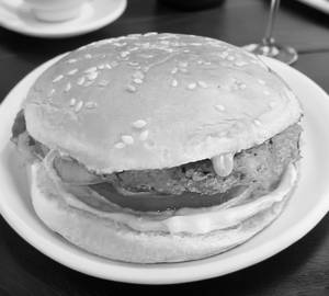 Crispy veg burger