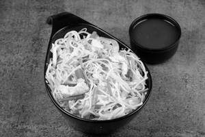 Veg Hakka Noodles