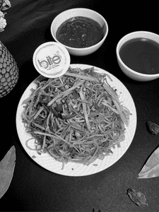 Veg Chowmein [Serves 1-2]