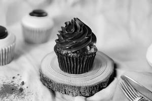 Rich Chocolate Cup Cake Set Of 2