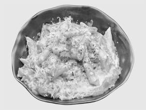 Mix sauce pasta