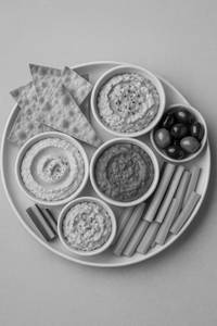 Mediterranean Hummus Platter
