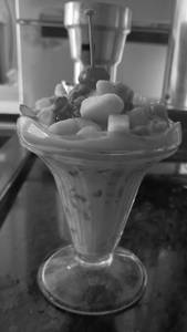 Spl. Fruit Salad With Ice Cream