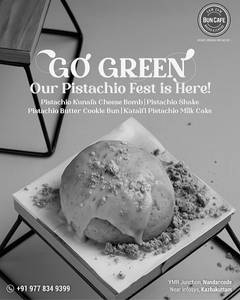 Pistachio Cookie Bun