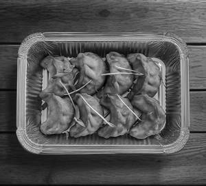 Veg Whole Wheat Fried Momos [8 Pieces]