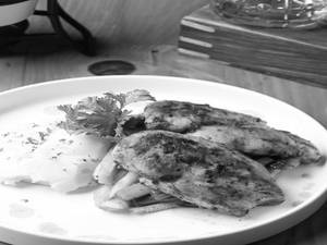 Herbed Marinated Grilled Chicken Whole Grain Mustard Sauce