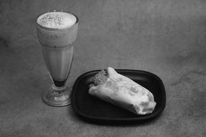 1 Roll Chicken Shawarma With 1 Milk Shake