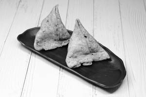 Palak Paneer Samosa