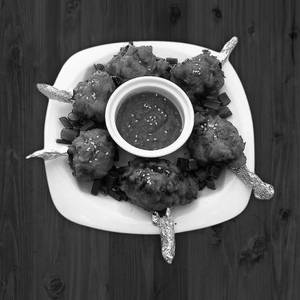 Chicken Lollipop Dry (6 Pc)