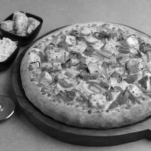 Tandoori Paneer Pizza