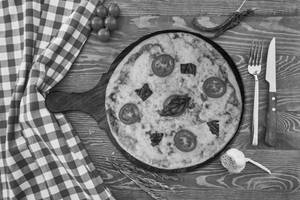 Cheese Tease Margherita Pizza