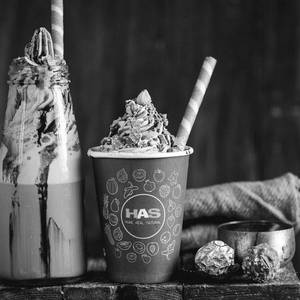 Ferrero Rocher Milk Shake