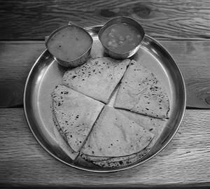 Roti [3 Pcs] with Veg Curry