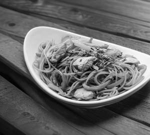 Chicken hakka noodles