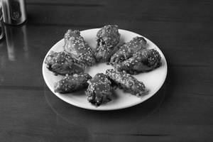 Grilled Sriracha Chicken Wings