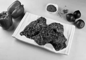 Pan Fried Chilli Fish (8 Pcs)