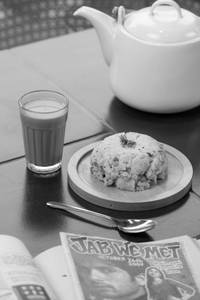 Adrak Chai + Upma (2)
