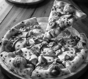 Chicken Barbecue Pizza (7 Inches)